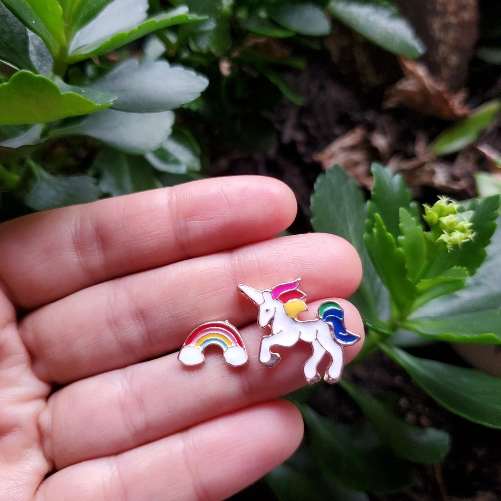 NWOT Unicorn Studs - Picture 2 of 10
